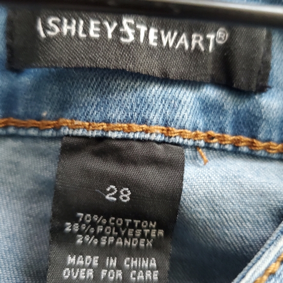 Ashley Stewart distressed jeans - Picture 6 of 6